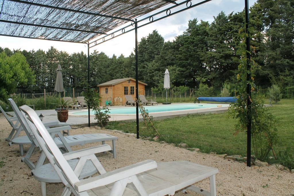 Mas De La Douceur Bed & Breakfast Saint-Andiol Eksteriør bilde