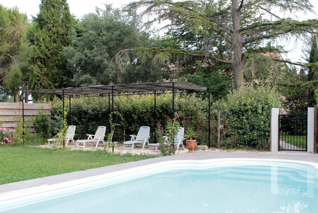 Mas De La Douceur Bed & Breakfast Saint-Andiol Eksteriør bilde