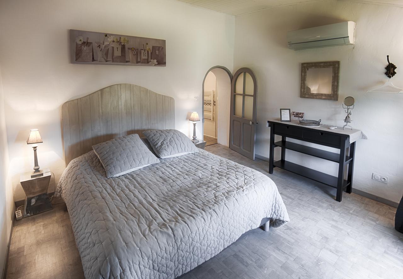 Mas De La Douceur Bed & Breakfast Saint-Andiol Eksteriør bilde